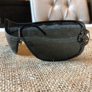 Vogue Black butterfly woman sunglasses with stones